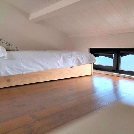 Vila Marina. Casa Marinera Con Terraza Sobre El Mar En Caion Cayón Cameră foto