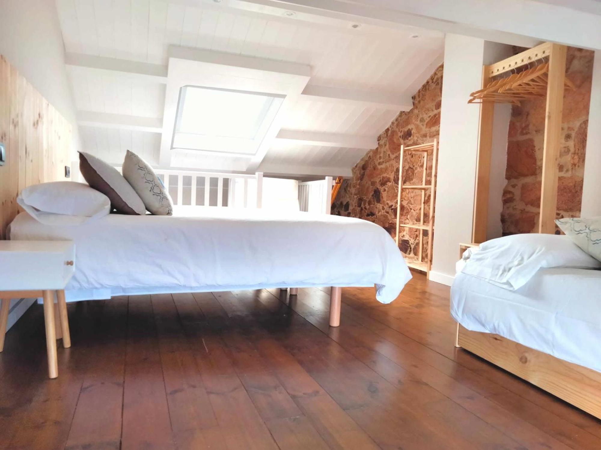 Vila Marina. Casa Marinera Con Terraza Sobre El Mar En Caion Cayón Cameră foto