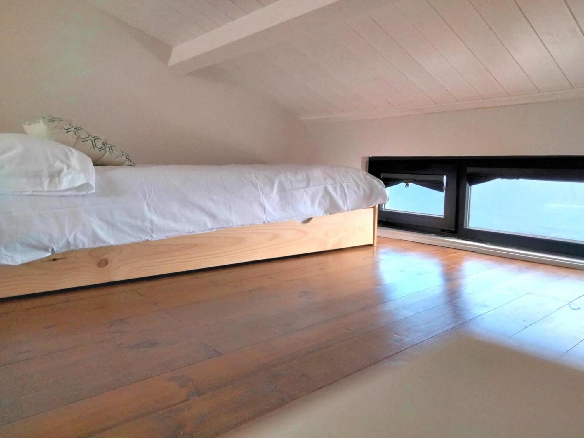 Vila Marina. Casa Marinera Con Terraza Sobre El Mar En Caion Cayón Cameră foto